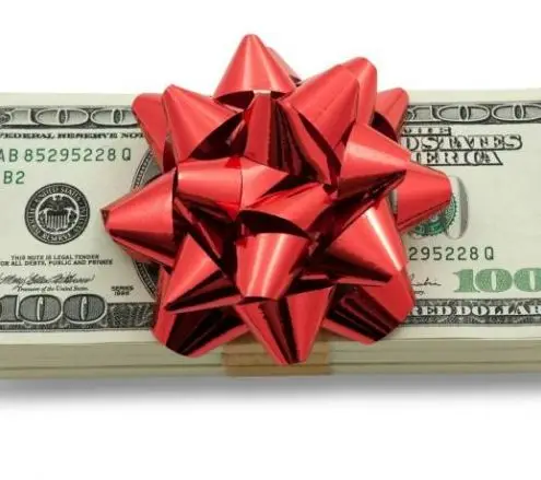 Six Ways You Can Save Money On Holiday Gifts This Year